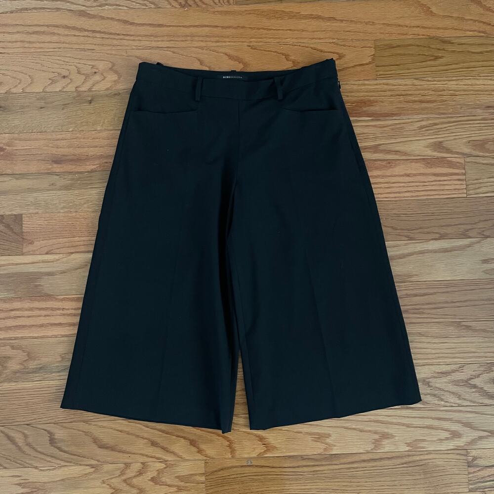 BCBGMAXAZRIA Mary Wide Leg Cropped Pants Culottes Black Womens Size 8 HST21152